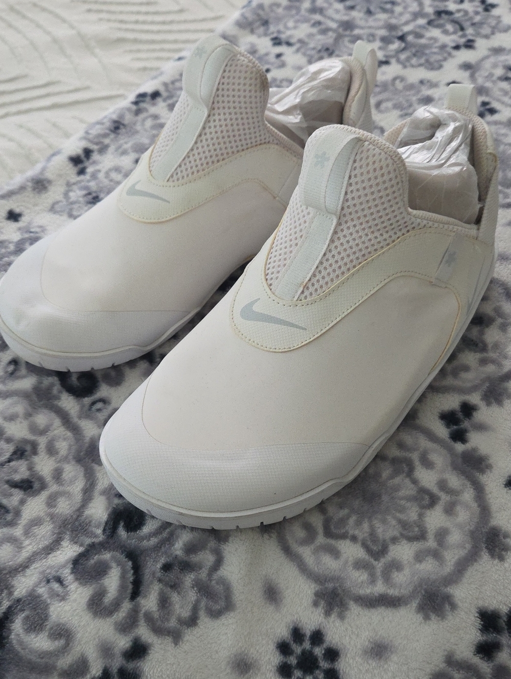 Nike Kids Slip-On Sneakers in White and Light Cream